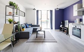 Hemel Apartments - Lilac Luxe